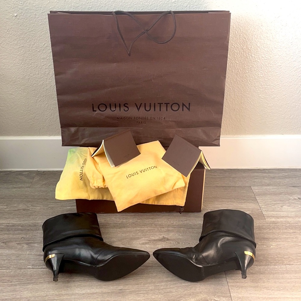 LouisVuitton booties, 3 inch heel with gold LV logo - Picture 8 of 11